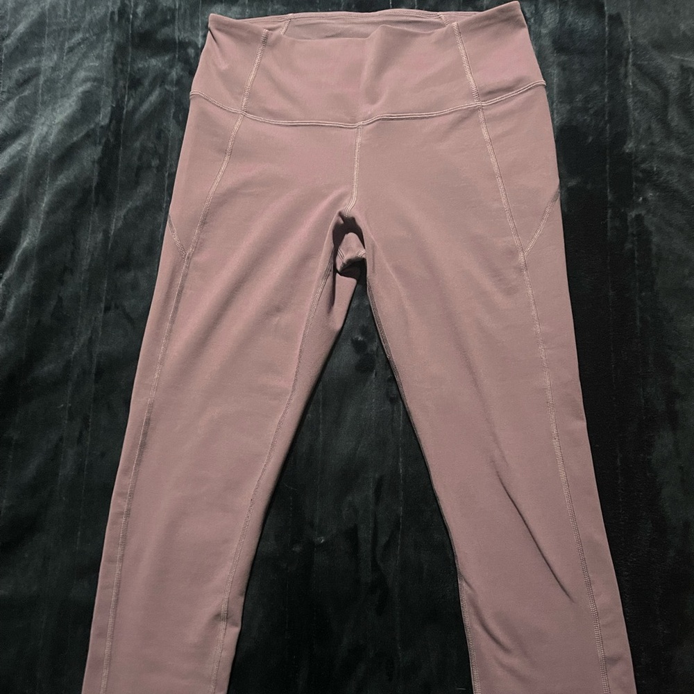Under Armor Woman’s Leggings.